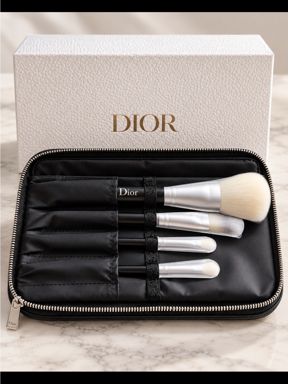 Dior Beauty GWP Set of 4 Makeup Brushes with own Travel Case
